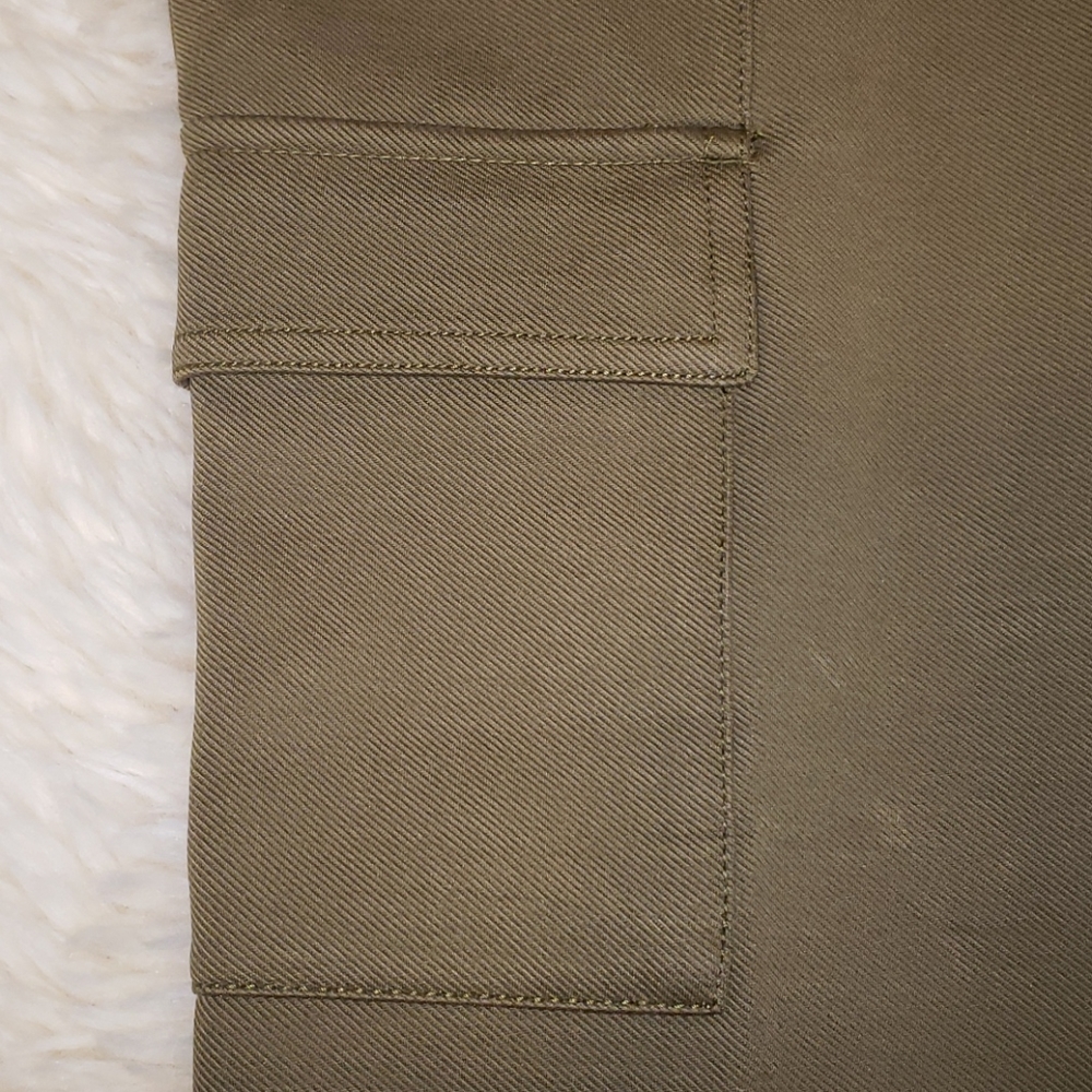 NWT Anthropologie Essential Slim Cargo Pan… - Picture 3 of 8
